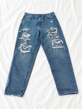 Levi's Distressed Blue Ripped Mom Jeans